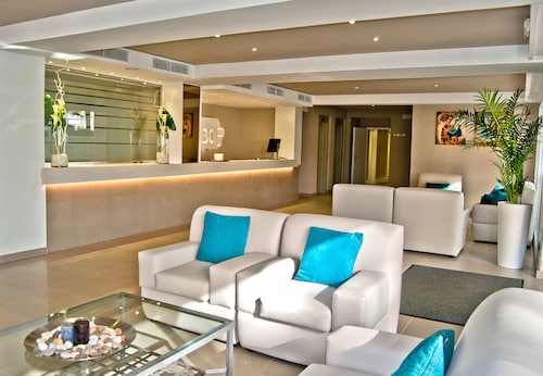 BQ Apolo Hotel