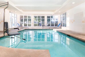 Piscine couverte