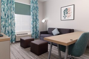 Down comforters, pillowtop beds, in-room safe, desk - Hilton Garden Inn Ontario/Rancho Cucamonga (Rancho Cucamonga)