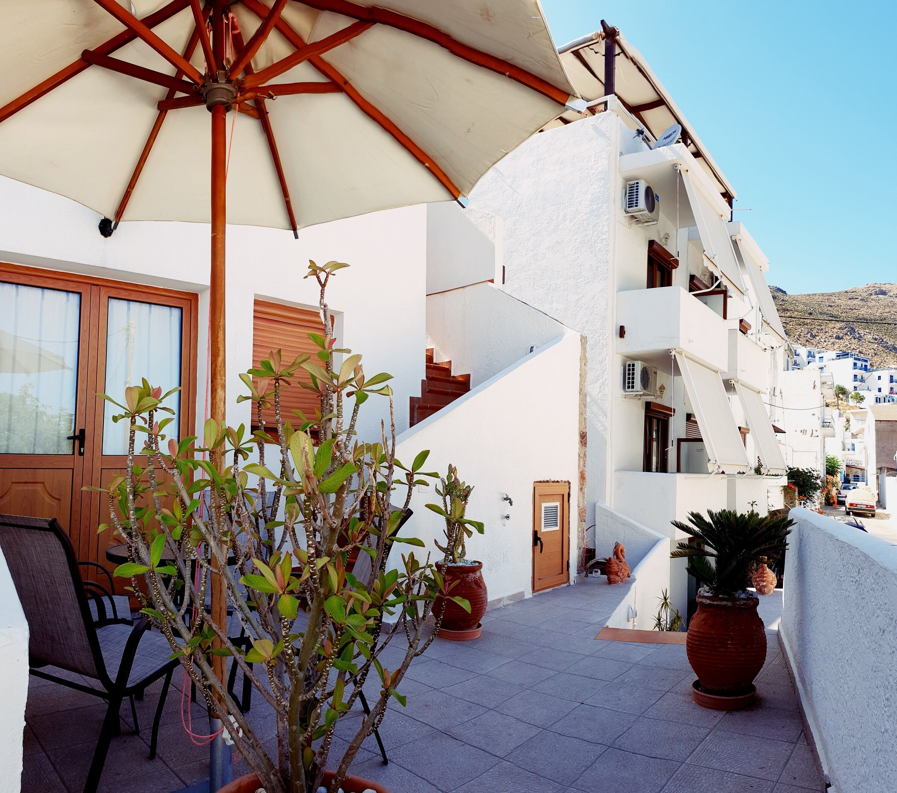 Mặt tiền nơi lưu trú