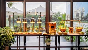 Breakfast, lunch, dinner and brunch served - Indochine Hoi An Hotel (Hoi An)