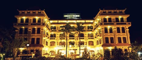 Front of property - evening/night