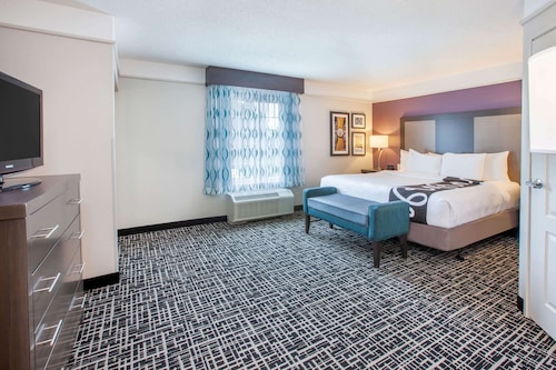 La Quinta Inn & Suites by Wyndham Cincinnati Airpt Florence
