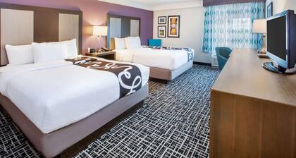 La Quinta Inn & Suites by Wyndham Cincinnati Airpt Florence