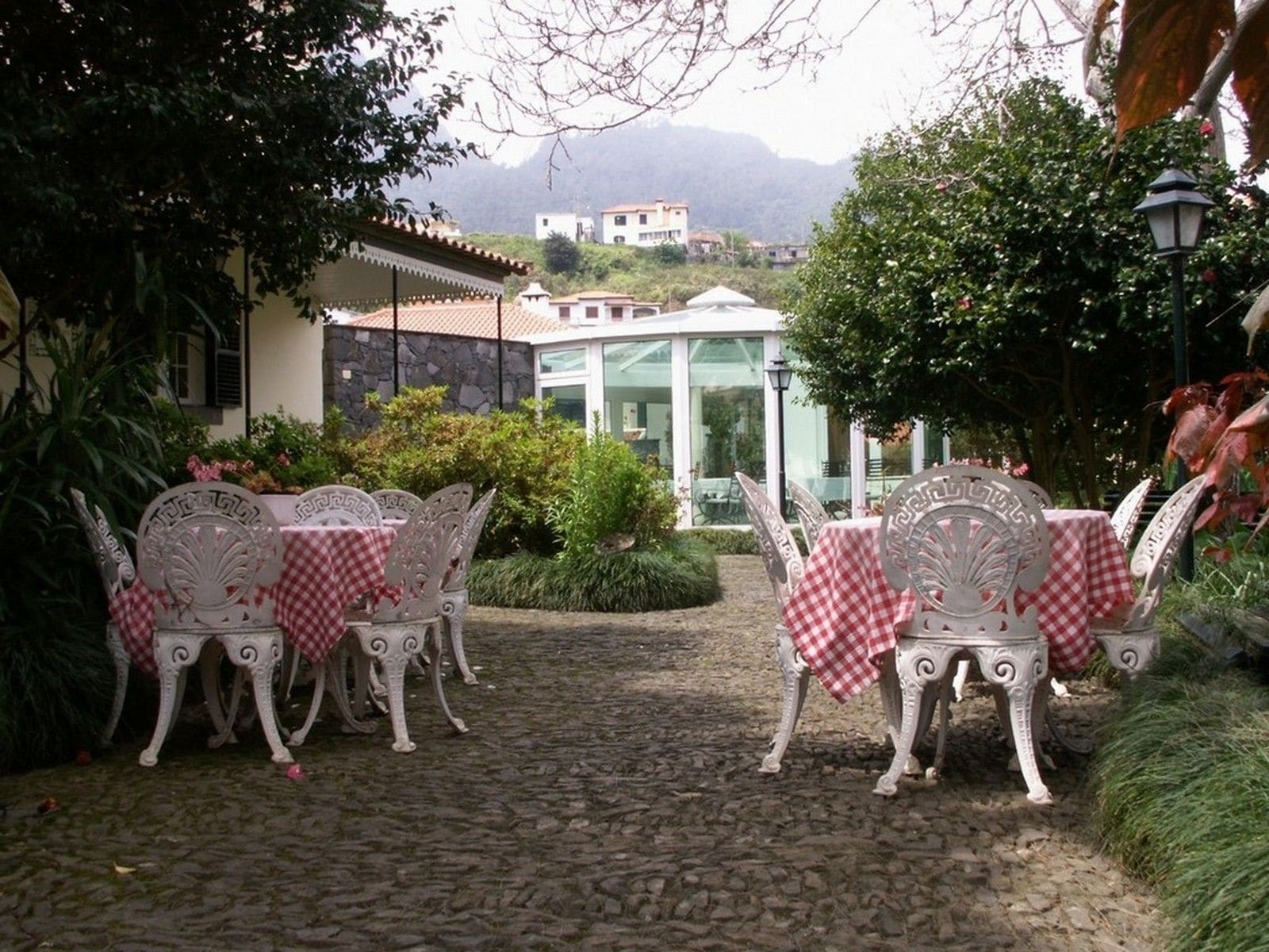 breakfast, lunch, dinner served; international cuisine, garden views