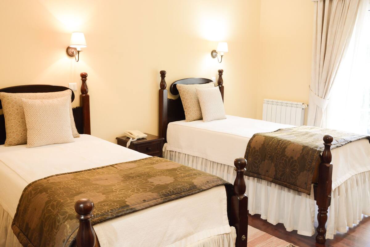 1 bedroom, individually furnished, desk, laptop workspace