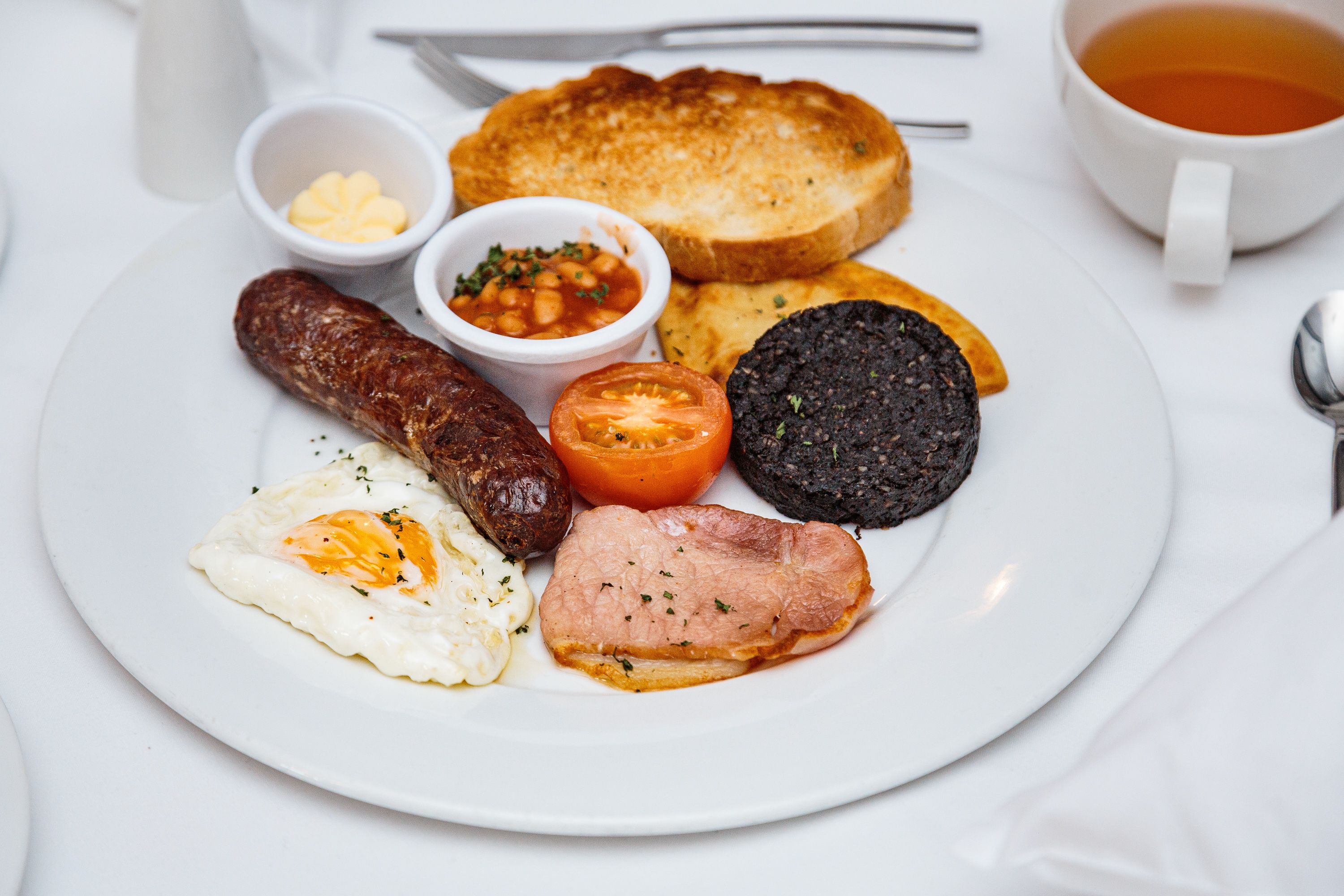 daily full breakfast (gbp 12.50 per person)