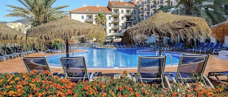 Indoor pool, 2 outdoor pools, pool umbrellas, pool loungers