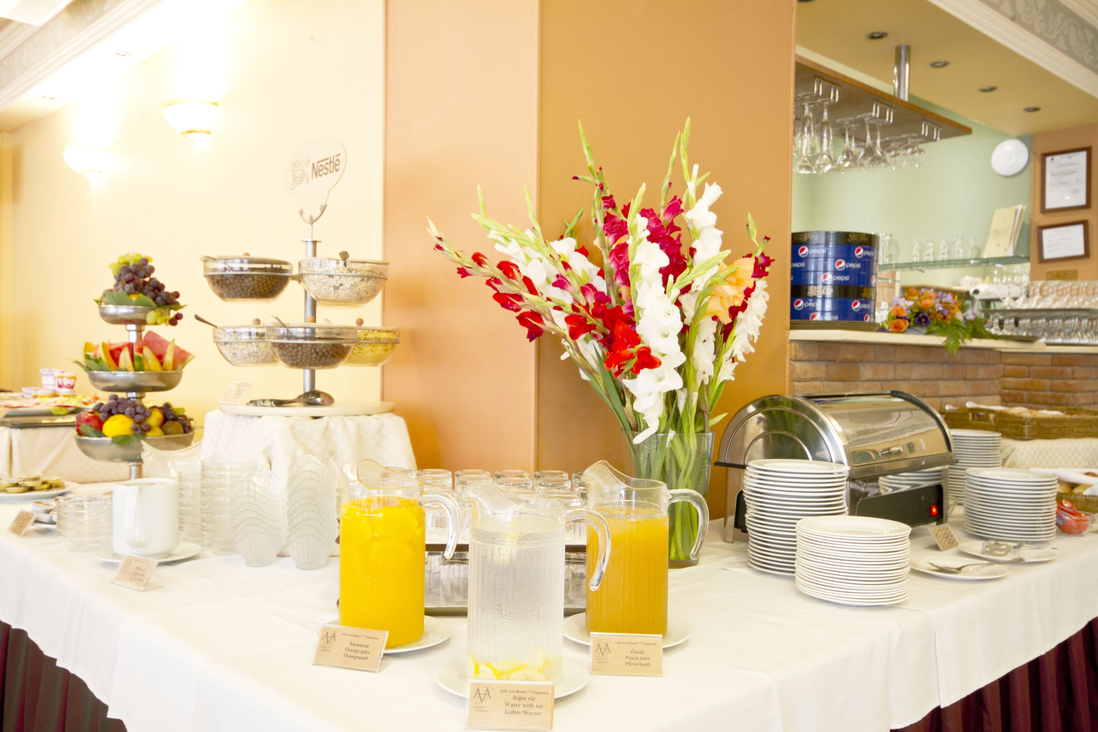 Free daily buffet breakfast