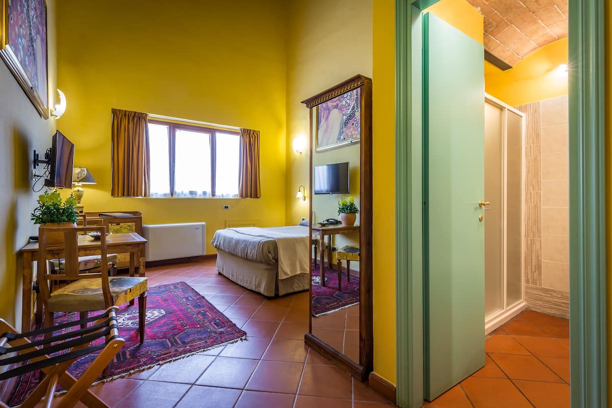 Minibar, in-room safe, desk, blackout drapes