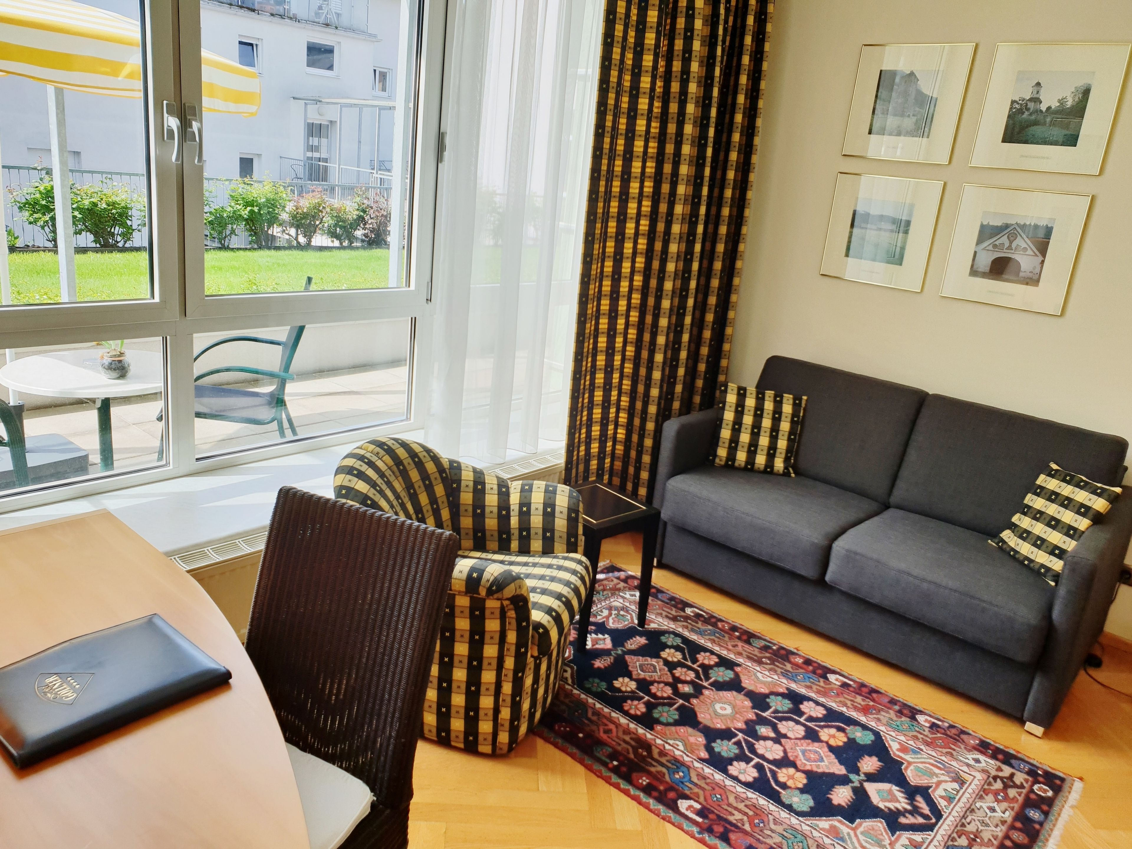 标准公寓 | 阳台