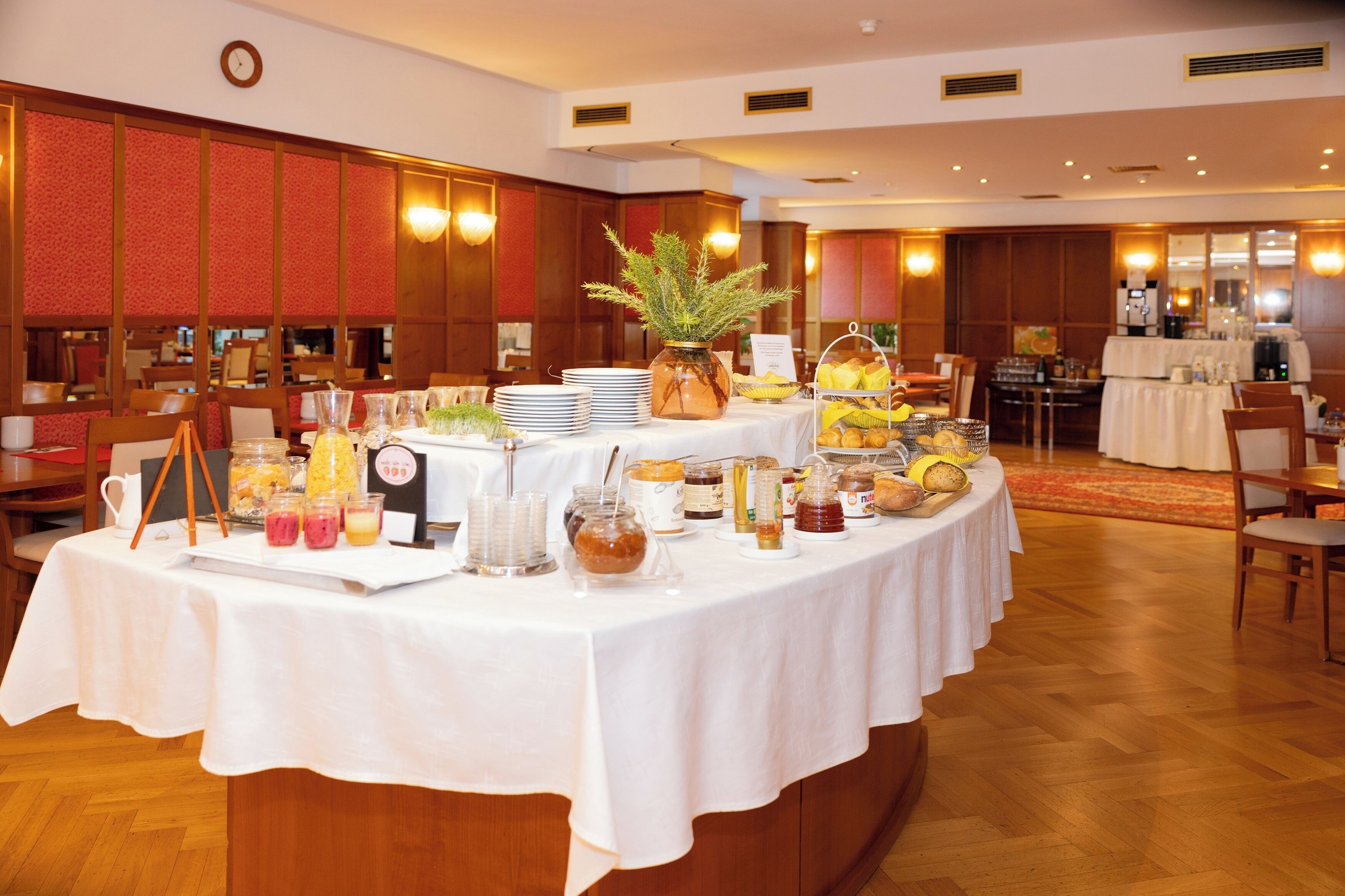 daily buffet breakfast (eur 21.00 per person)