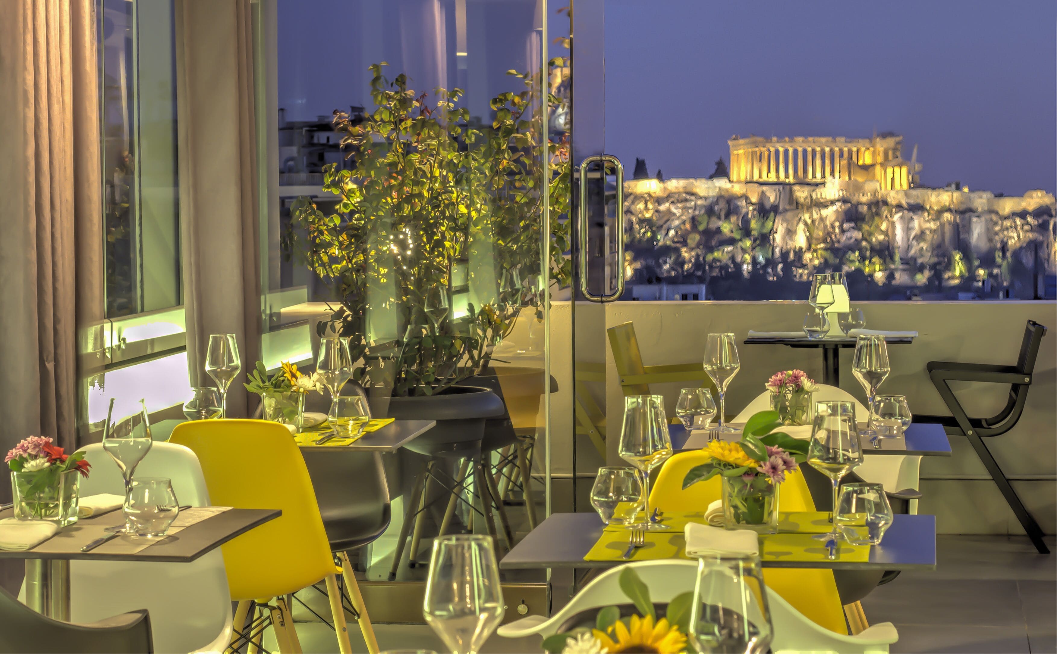 Frukost, lunch och middag serveras