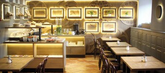 King Charles Boutique Residence