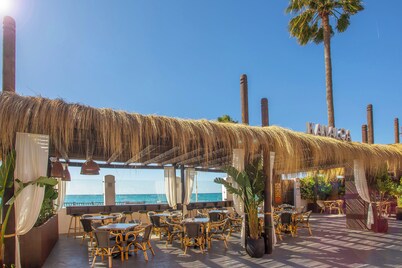 Sunset Beach Club Hotel Apartments