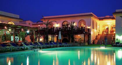 Cleopatra tsokkos Hotel