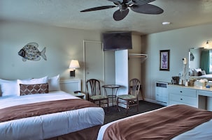 Decoración personalizada, muebles diferentes y cortinas blackout 