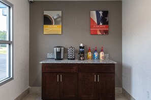 Coffee service - Studio 6 Greenville, SC - I-85 Near Downtown (Greenville)