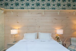 Coastal Garden | Egyptian cotton sheets, premium bedding, individually decorated