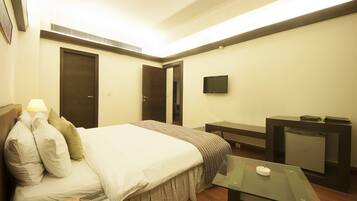 Individually decorated, individually furnished, desk, free WiFi