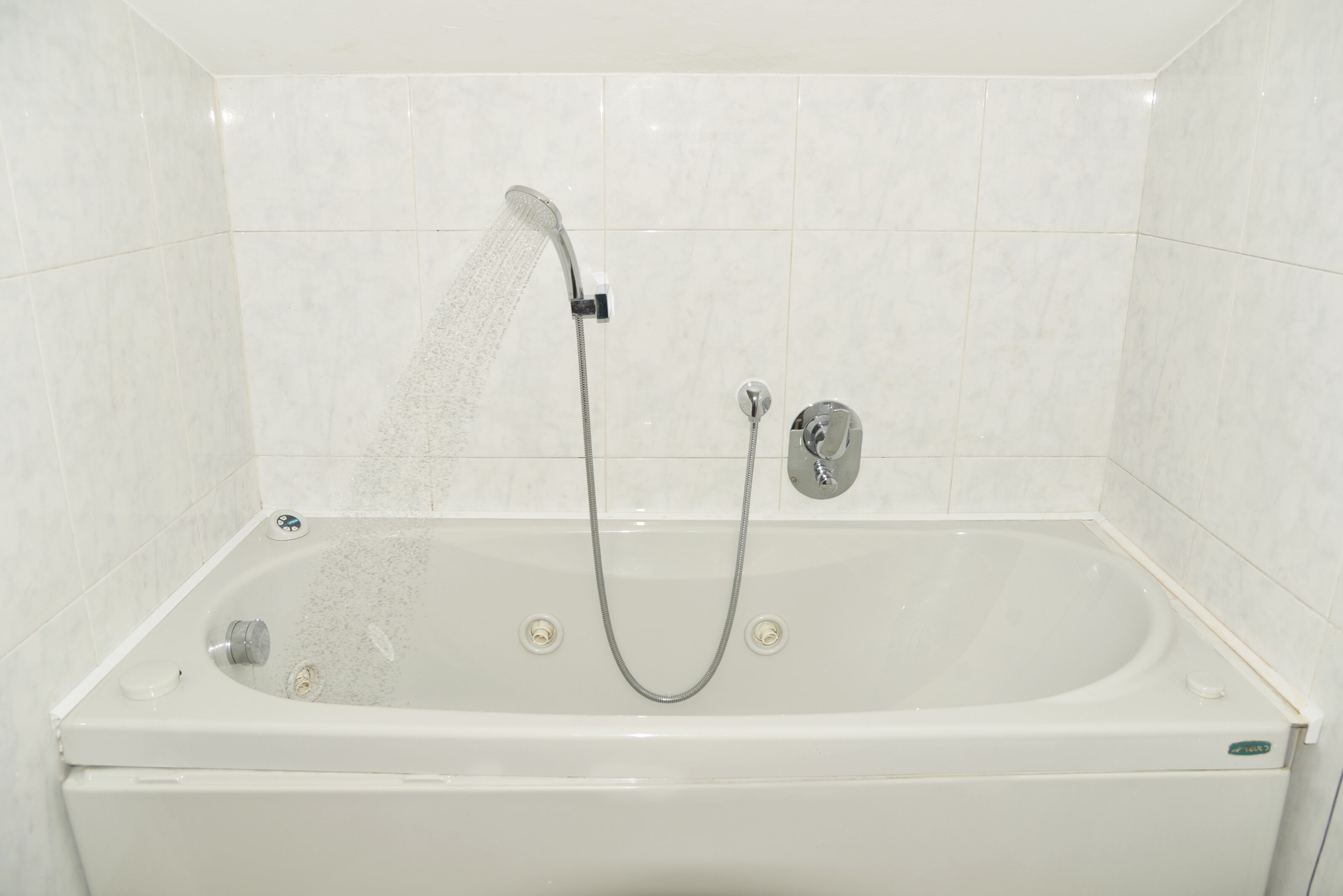 double room | jetted bathtub