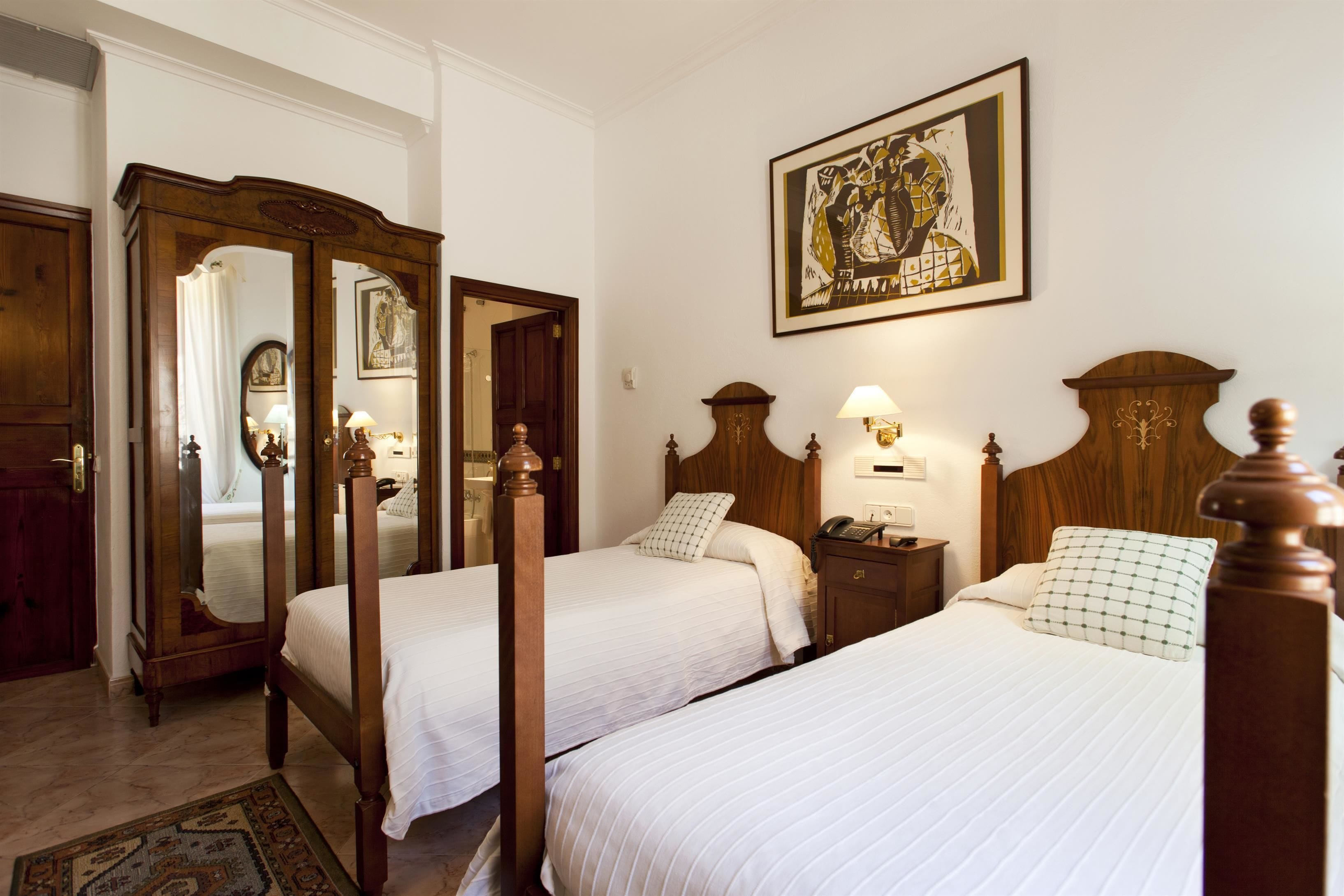 in-room safe, desk, iron/ironing board, free wifi