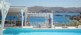 Mykonos Lolita, A Grecotel Resort to Live