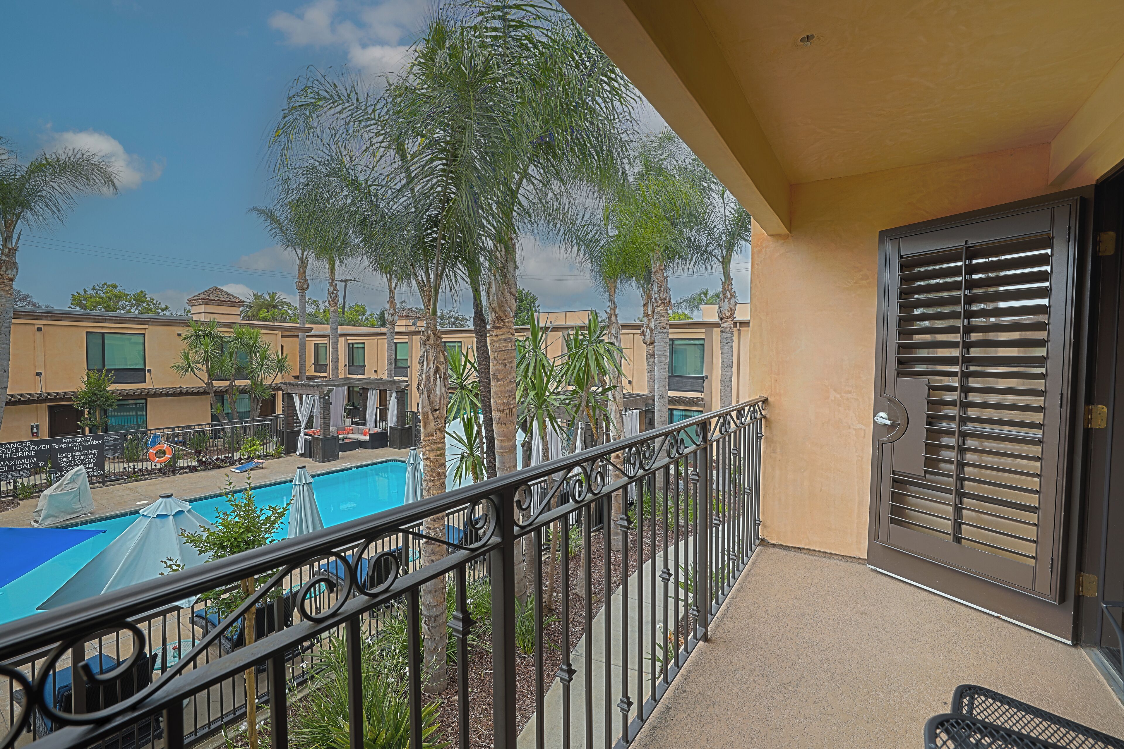 room, 1 king bed | 1 bedroom, egyptian cotton sheets, premium bedding, pillow-top beds