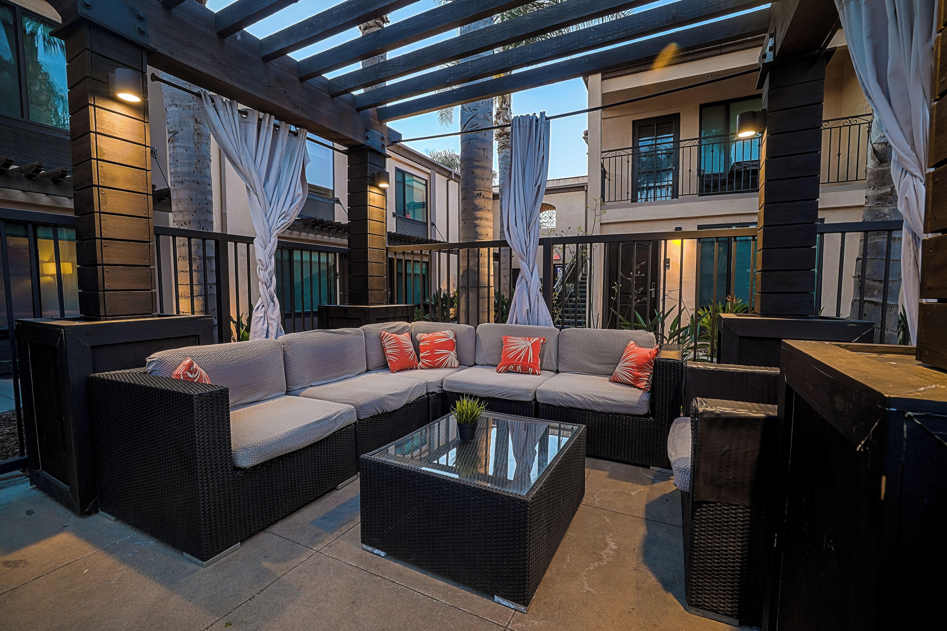 outdoor pool, open 9:00 am to 9:00 pm, free pool cabanas, pool umbrellas