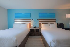 Room, 2 Queen Beds - The Cove Hotel, Long Beach (Long Beach)