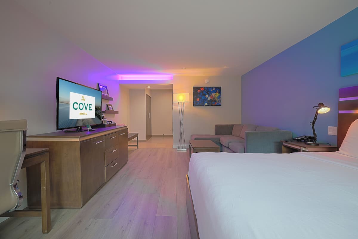 1 bedroom, Egyptian cotton sheets, premium bedding, pillow-top beds