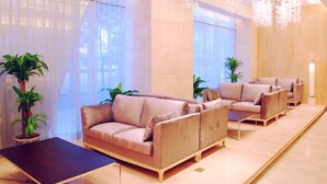 Lobby lounge - Wangfujing Ocean (Beijing)