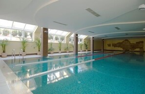 Indoor pool, outdoor pool - Apartment House Bulgaria (Sofia)