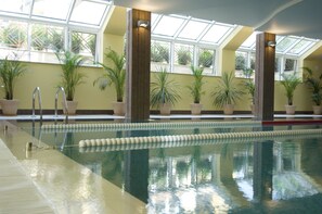 Indoor pool, outdoor pool - Apartment House Bulgaria (Sofia)
