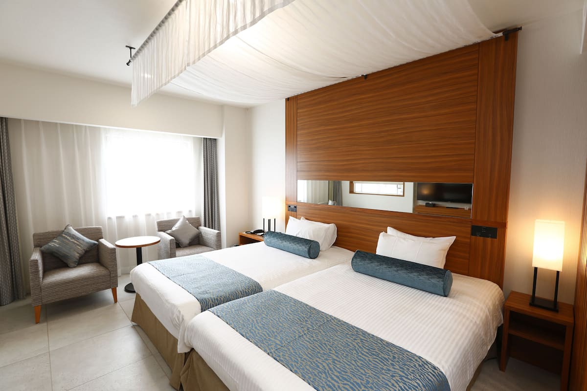 Luxury-Zweibettzimmer (J Premium Blue) | Hochwertige Bettwaren, Daunenbettdecken, Zimmersafe