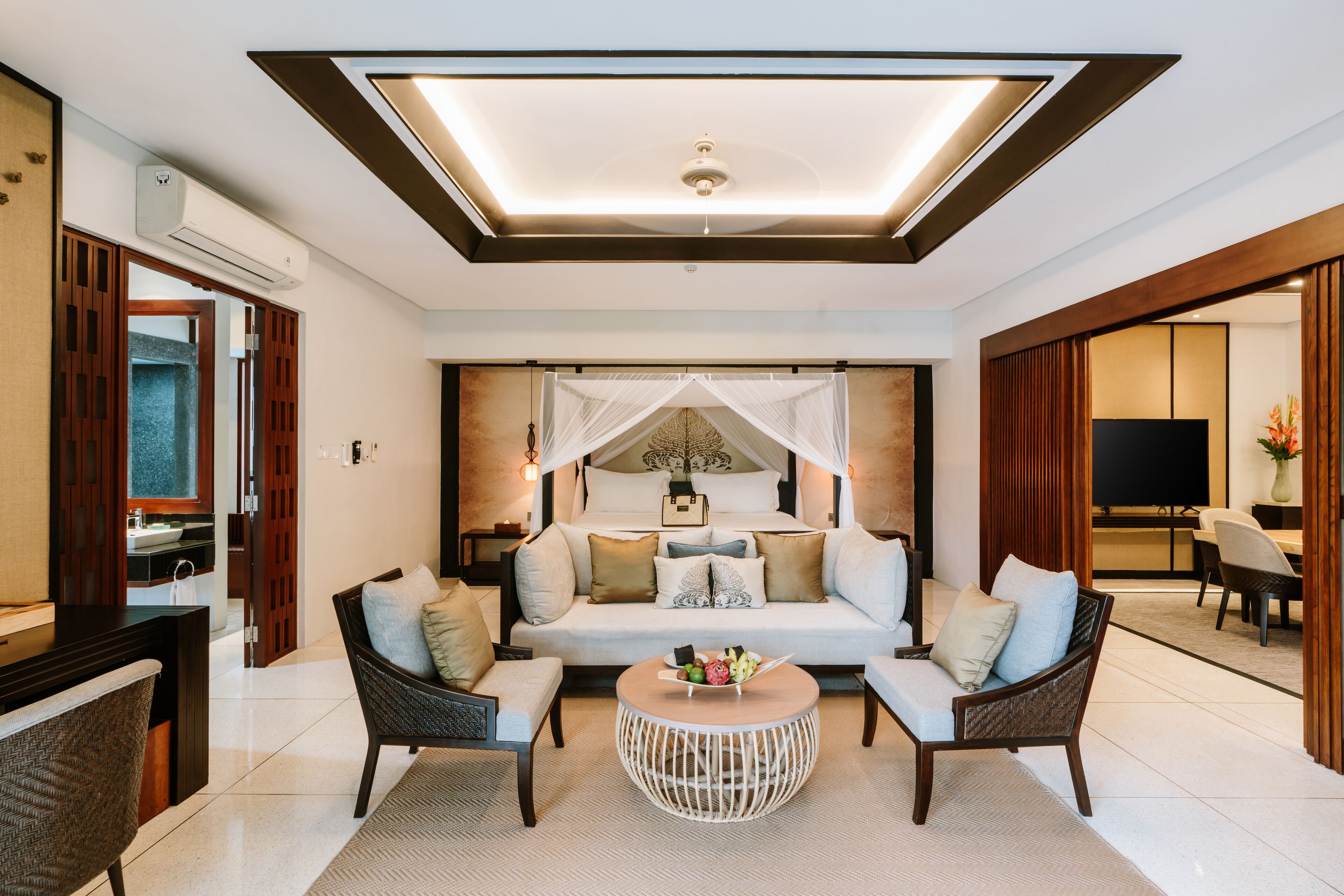 royal villa, 3 bedrooms, courtyard area (independent building across the street) | in-room safe, desk, iron/ironing board, free cots/infant beds