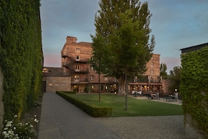 Exterior detail - Hacienda Zorita Wine Hotel - Small Luxury Hotels (Valverdon)