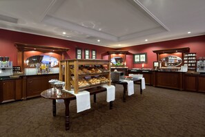 Daily buffet breakfast (EUR 19.50 per person)