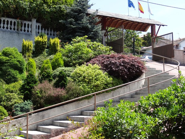 Entrée de l’hébergement