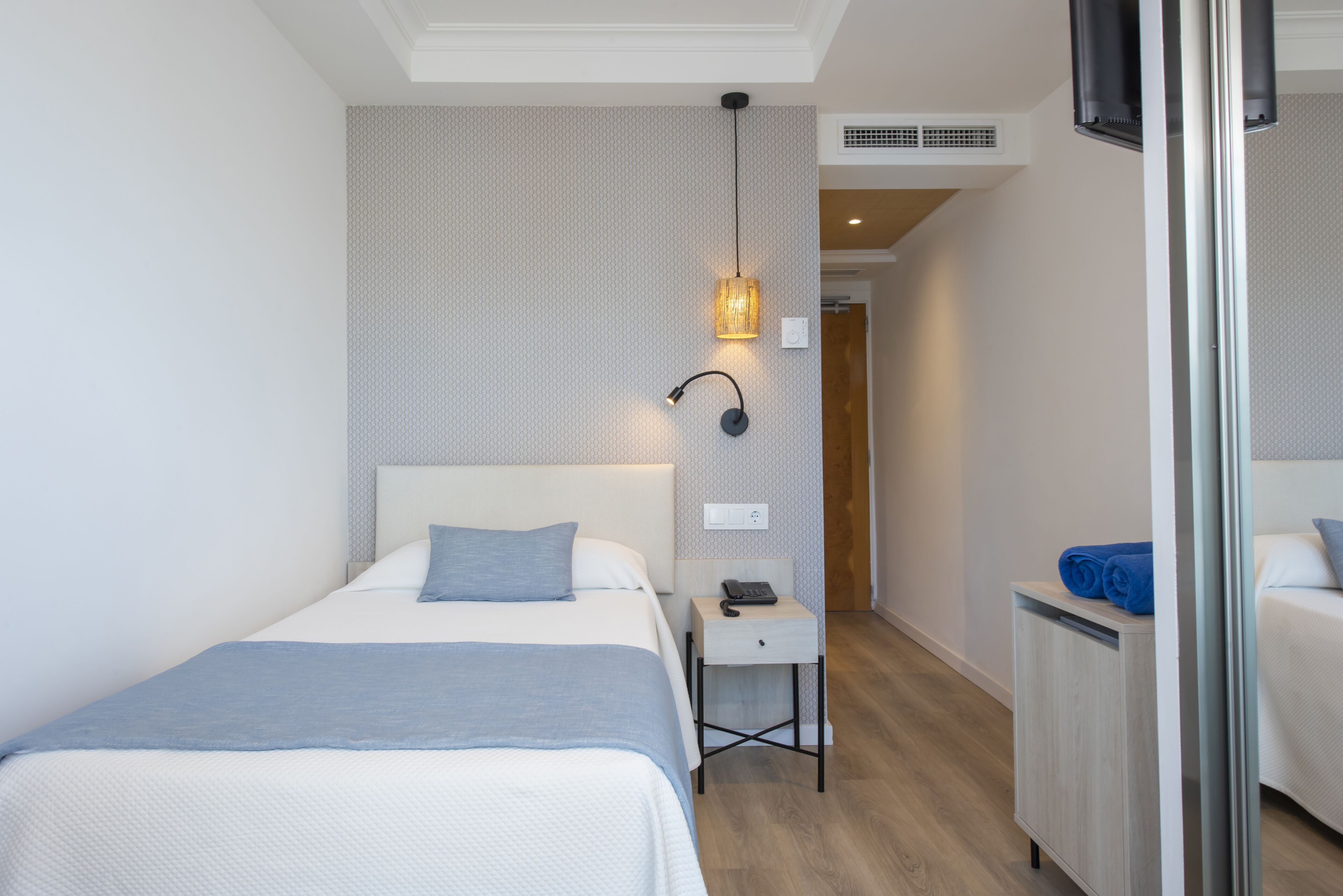 In-room safe, desk, free WiFi, bed sheets