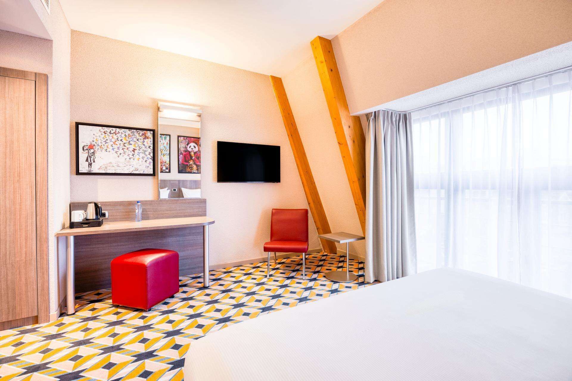 premium double room, 1 king bed | in-room safe, desk, soundproofing, iron/ironing board