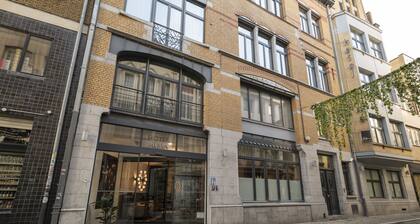 Alma Grand Place Hotel