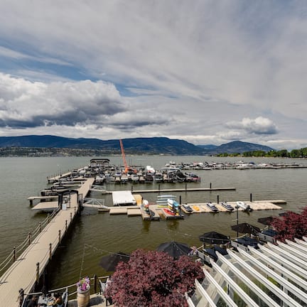 Classic Room, 1 Queen Bed, Balcony, Lake View | Lake view