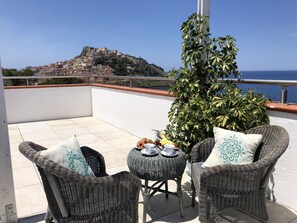 Dobbelt- eller tomannsrom – superior, terrasse | Terrasse/patio