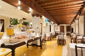 Daily buffet breakfast (EUR 13 per person)