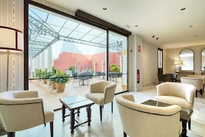 Reception - Hotel Murillo Reinoso (Seville)