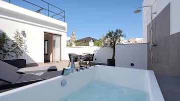 Premium Room, Terrace with Jacuzzi | Vista città