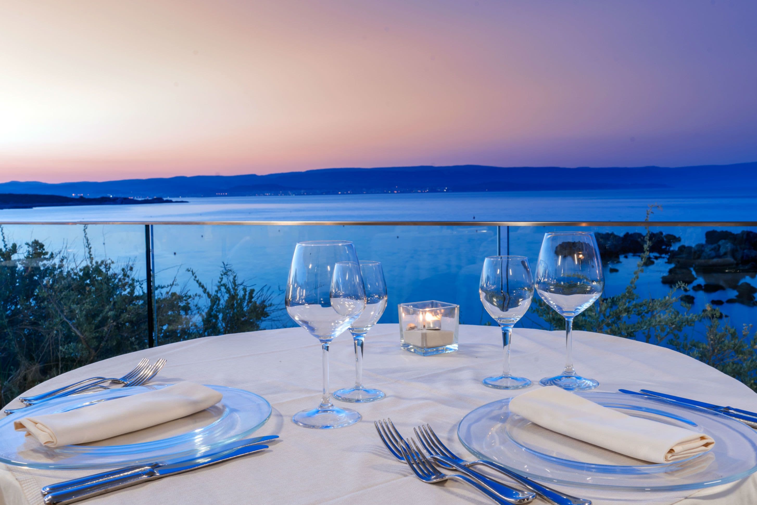 breakfast, lunch, dinner served; local cuisine, sea views