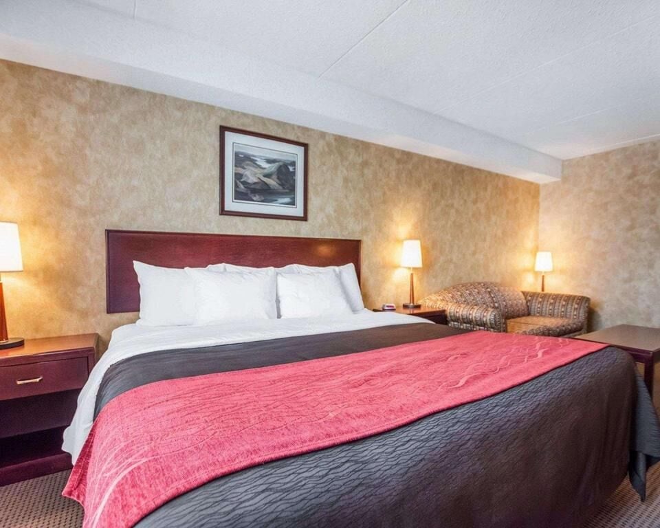 Premium bedding, pillowtop beds, desk, blackout drapes