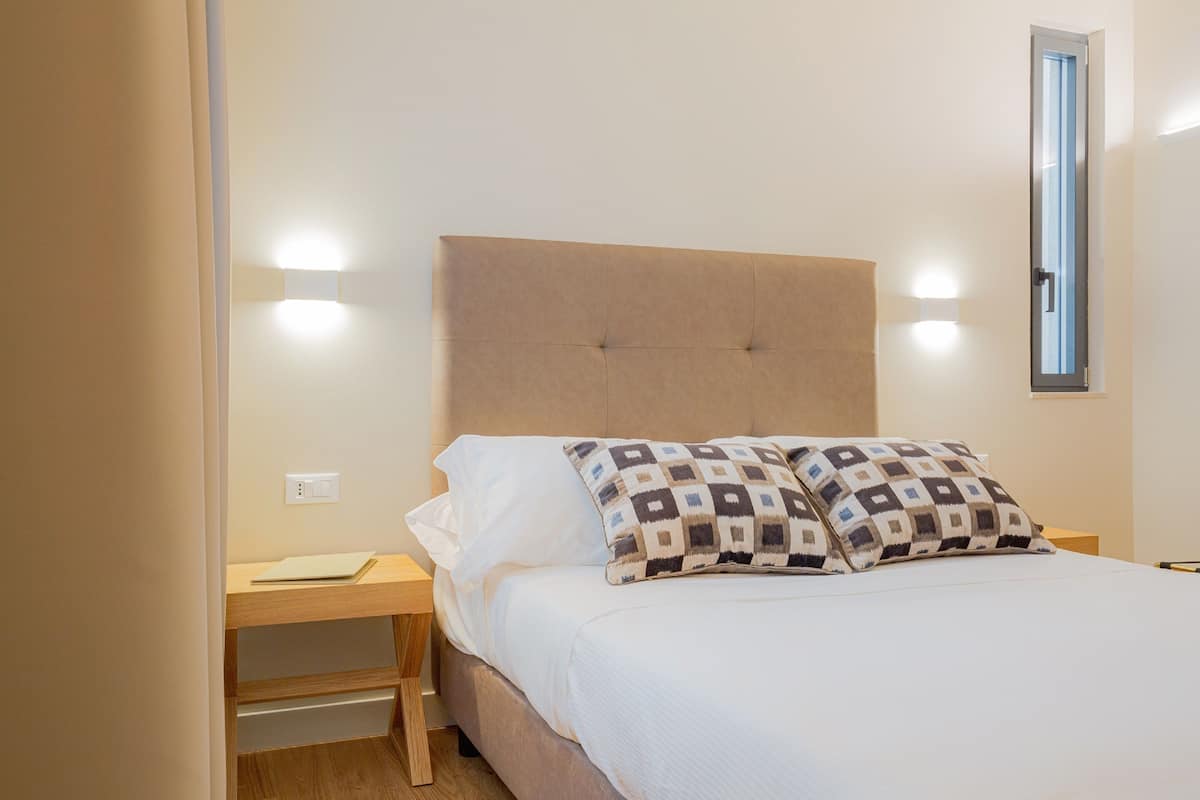1 bedroom, minibar, in-room safe, desk